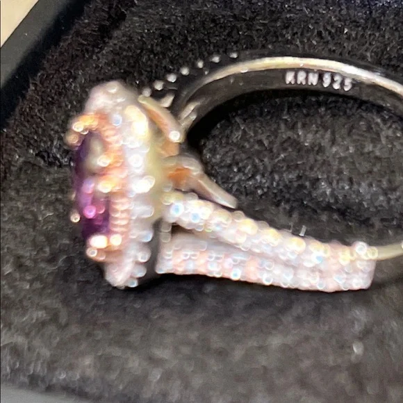 Beautiful Sterling Silver and Rose Gold Amethyst Ring. 💜 - Picture 6 of 9